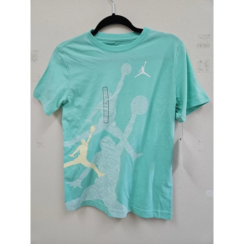 Jordan Kids Emerald Rise Jumpman Graphic T-Shirt 95D119-E8G Size L NWT